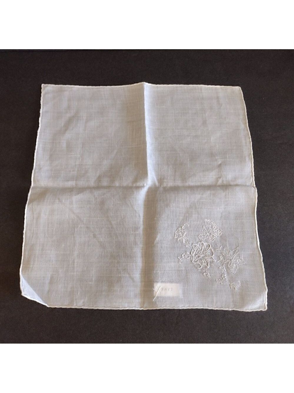 Vintage Hankie Hankerchief 100% Linen Handrolled & Hemmed Embroidered Butterfly